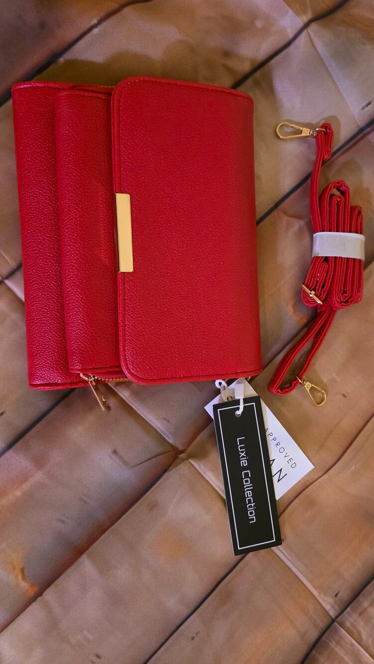 Luxie Collection Red Vegan Leather Crossbody Clutch Purse NWT